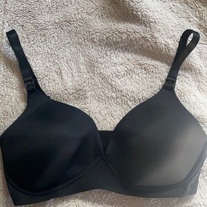 Motherhood wireless nursing bra 36DD